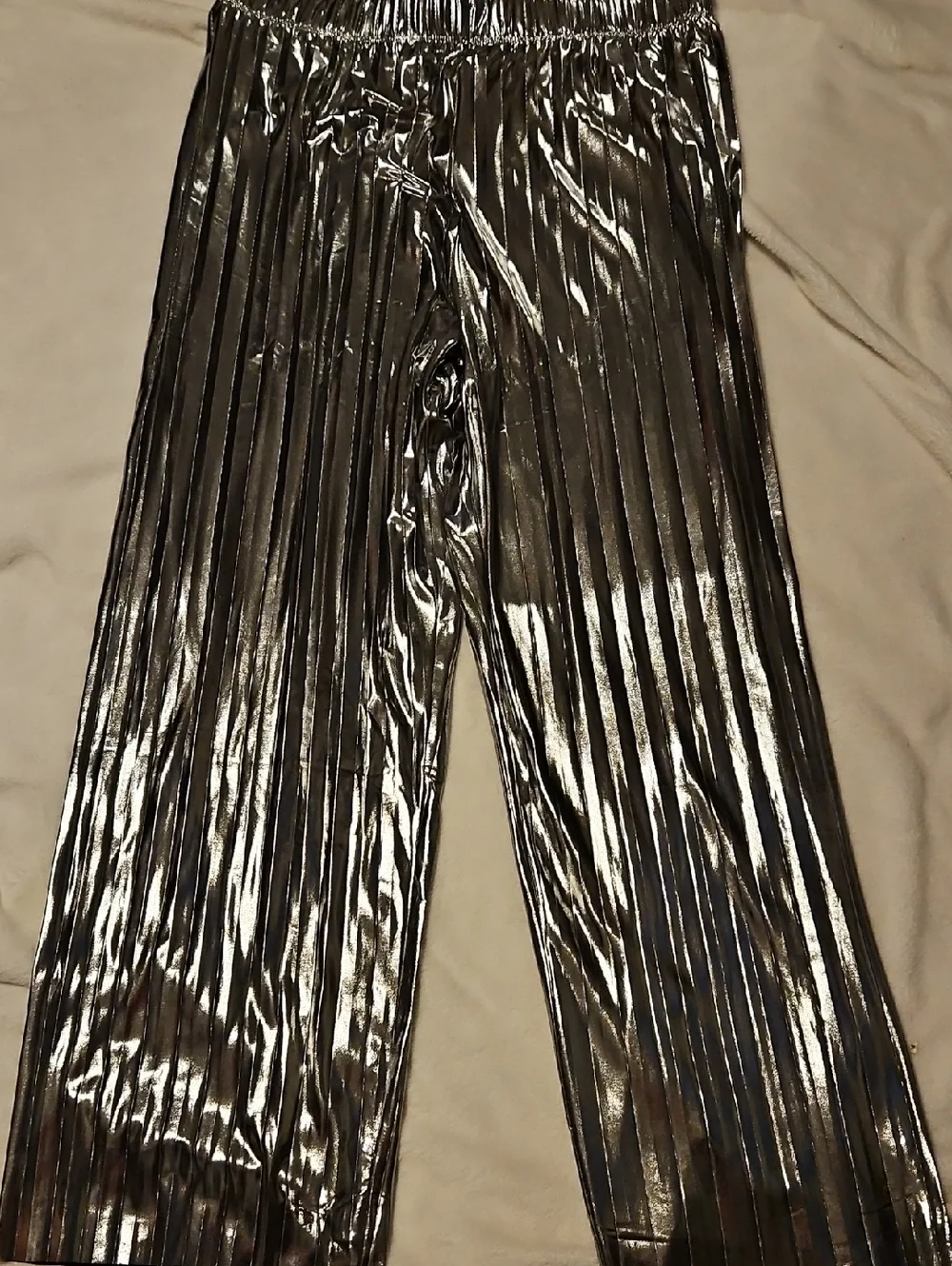Sincerely Jules Metallic Silver Pleated Pants - Picture 1 of 8